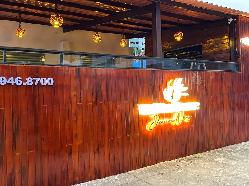 Fachada Comercial em ACM - QSign
