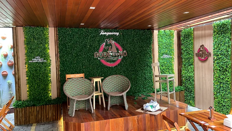 Ambientação cenográfica para evento realizada pela QSign